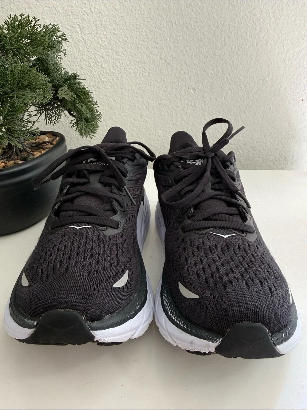 Hoka clifton 8 Women size 6 Black and White Athletic Running Shoes